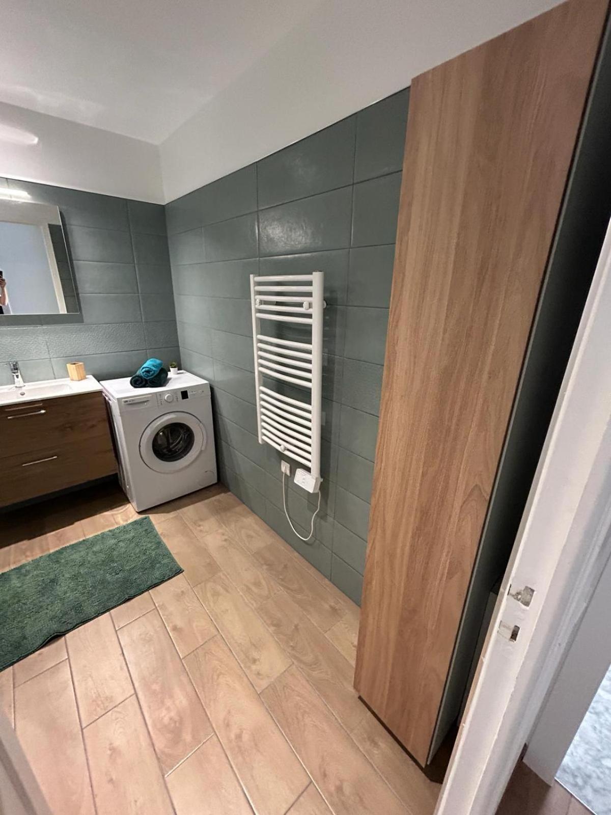 Immeuble Le Regency, Appartement 4 Pieces, 80 Metres De La Plage Menton Exteriör bild