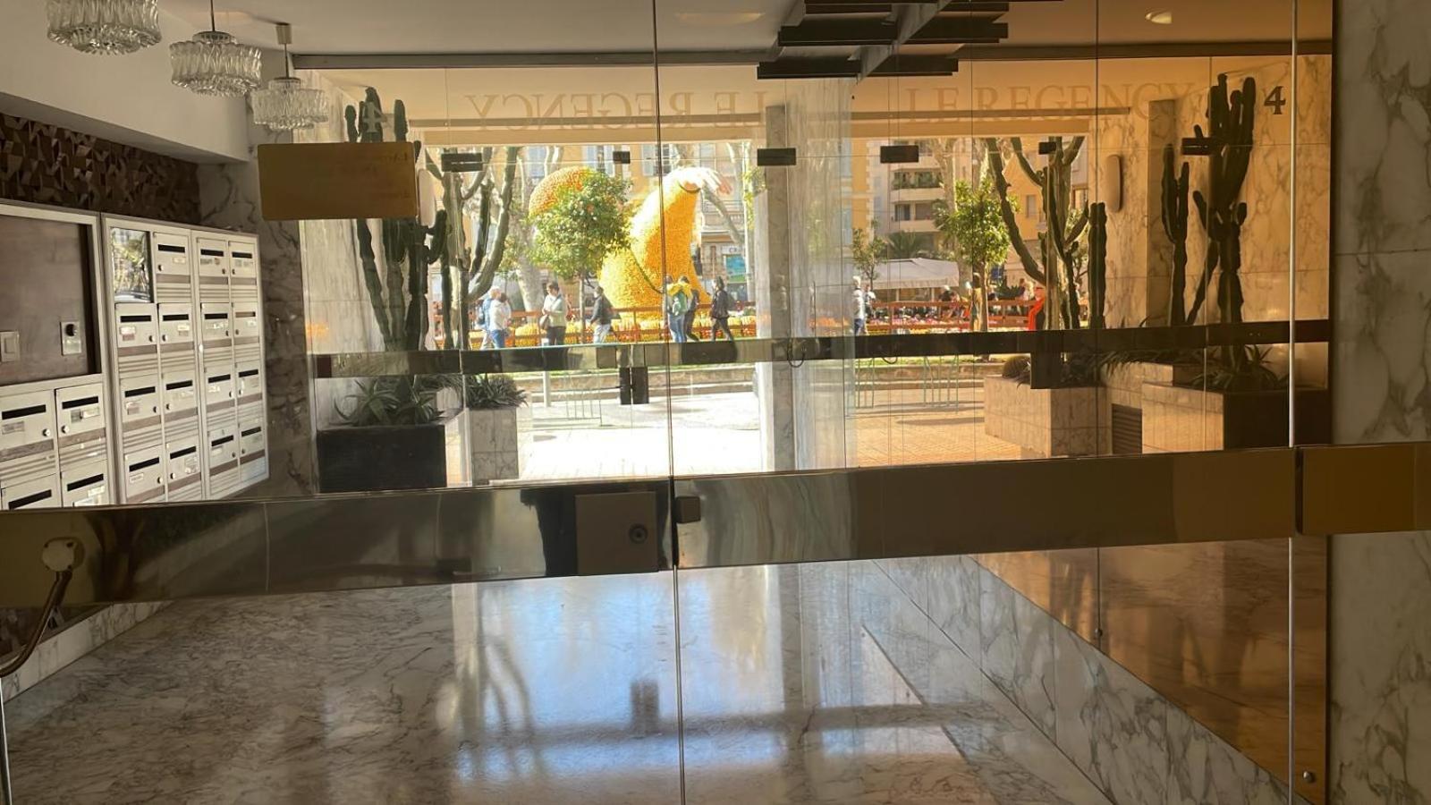 Immeuble Le Regency, Appartement 4 Pieces, 80 Metres De La Plage Menton Exteriör bild